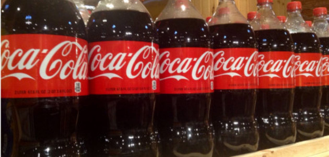 Coca Cola de Venezuela paraliza producción por falta de azúcar