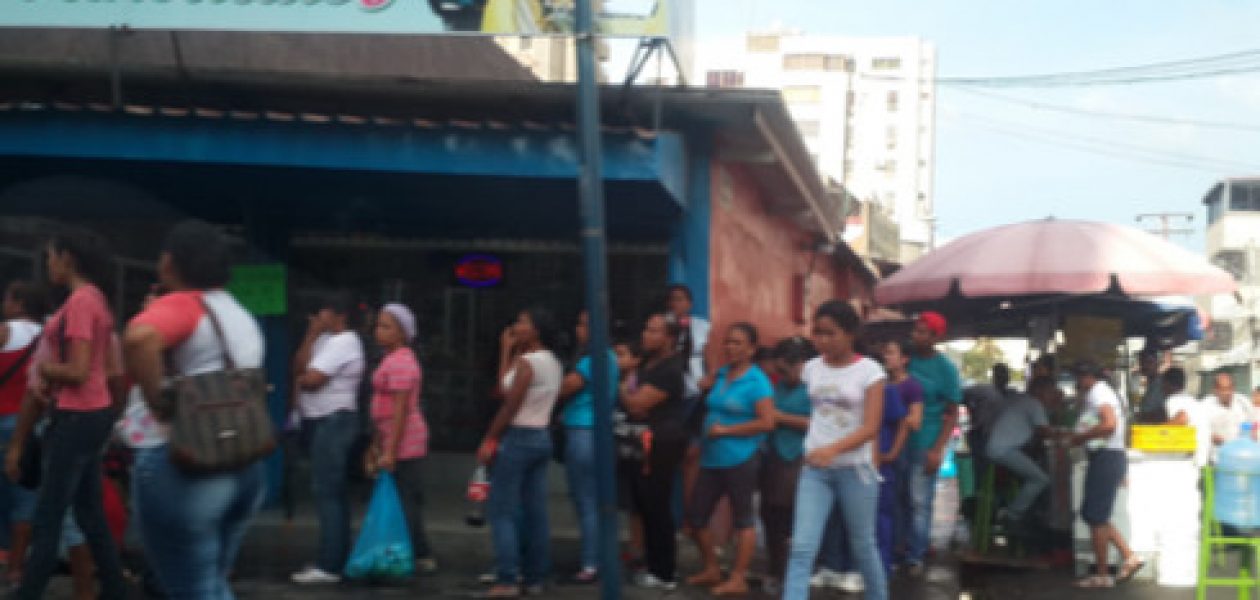 Colas para comprar comida se incrementan en Anzoátegui