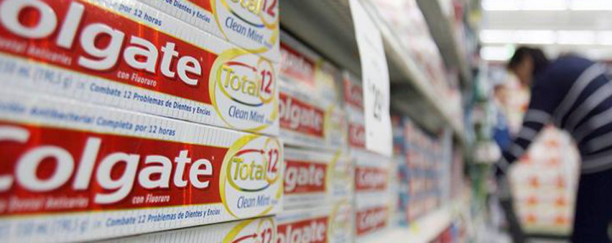 Colgate Palmolive reactiva producción de crema dental