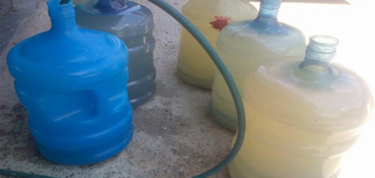 Contaminación del agua potable en Zulia: «Lo que nos está llegando es agua con excremento»