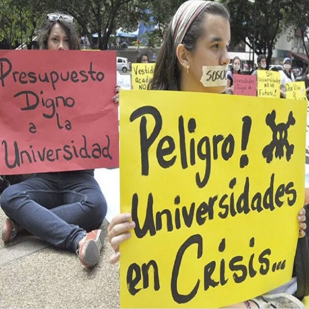 Universidades en Venezuela sin profesores ni estudiantes