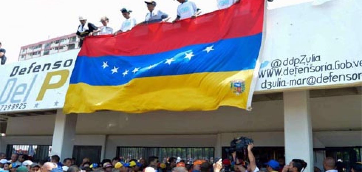 Marcha llegó a la Defensoría del Pueblo Maracaibo