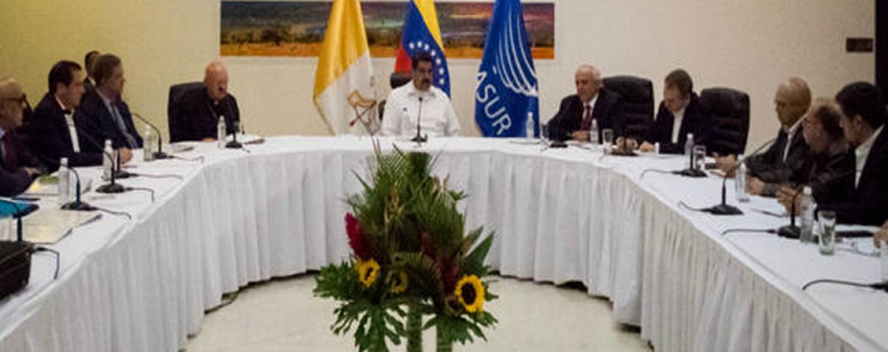 Desmienten reuniones privadas entre el gobierno y la oposición en Dominicana