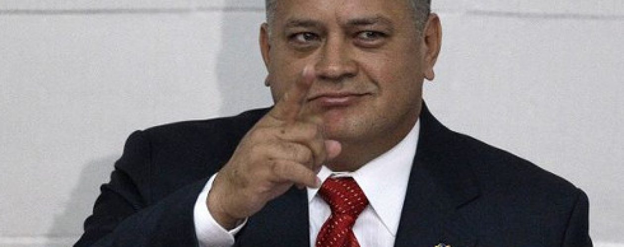 La versión de Diosdado Cabello con lo que ocurre con Óscar Pérez (Tuits + descaro)