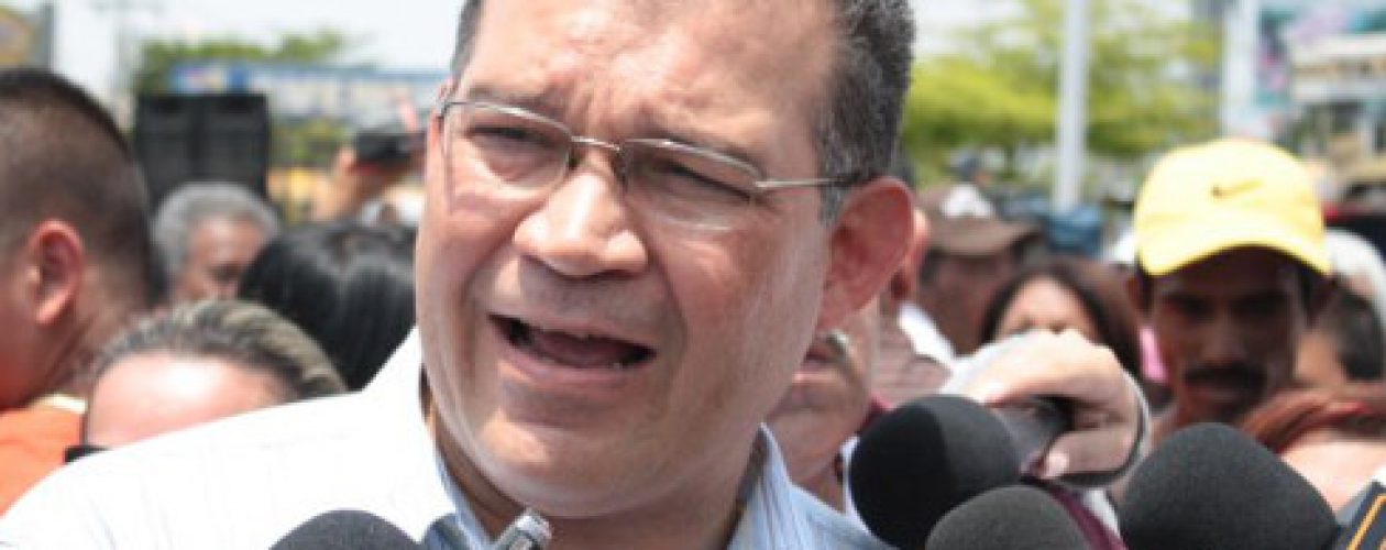 Diputado Enrique Márquez denuncia “guarimba judicial”