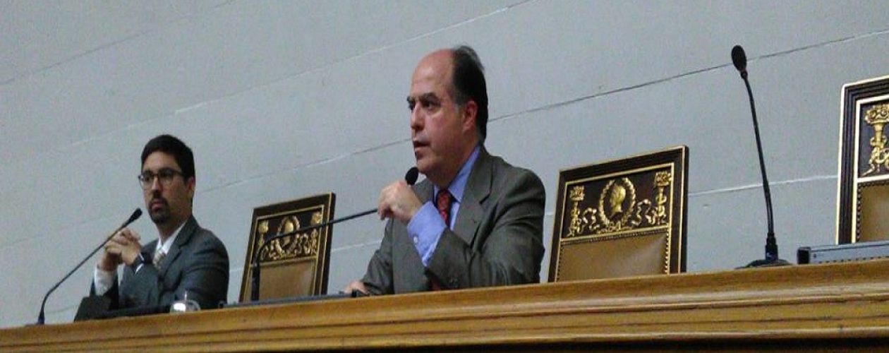 «No cumplen como diputados a la Asamblea Nacional, menos como gobernadores»