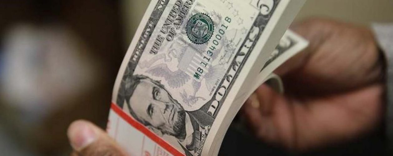 Dólar paralelo en Venezuela casi alcanza los 2 millones de bolívares