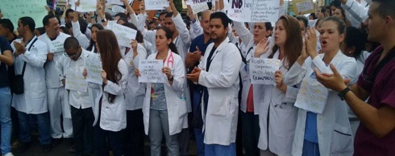 Día del médico en Venezuela se conmemorará con protestas