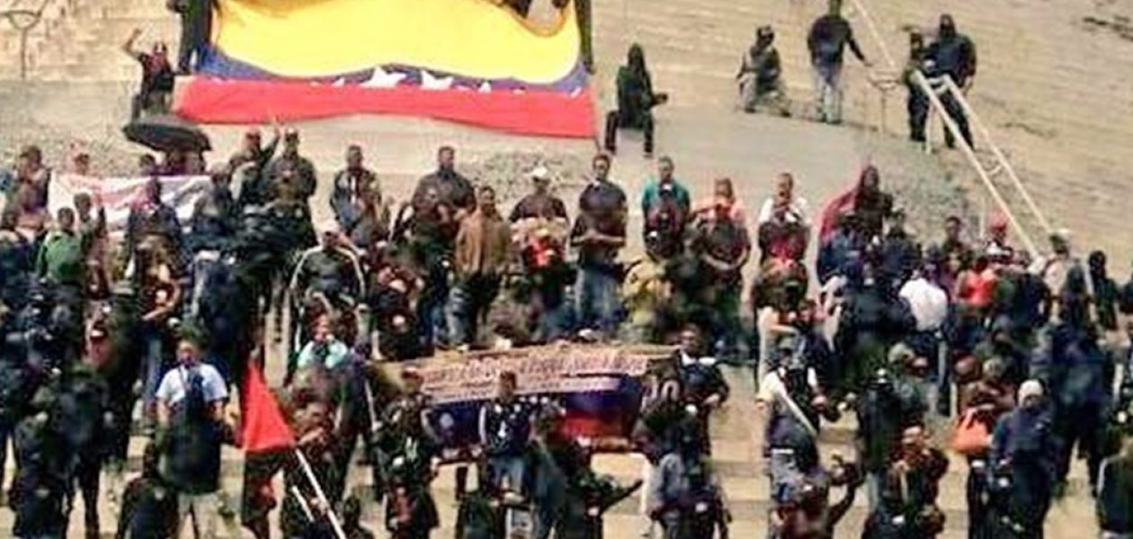 Colectivos armados se instalaron en El Calvario en apoyo a Maduro