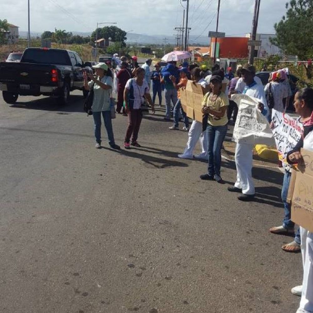 Enfermeras en Guayana reclaman salarios dignos y transporte