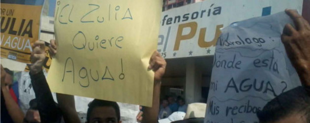 Ante escasez de agua piden renuncia al gobernador del Zulia