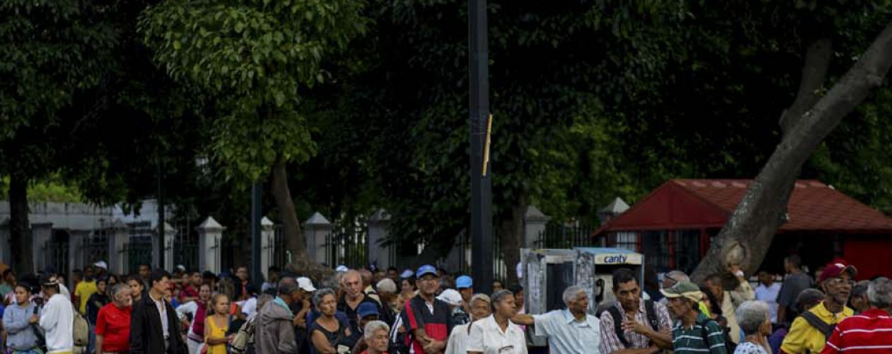 Escasez de repuestos en Caracas limita movilidad de los ciudadanos