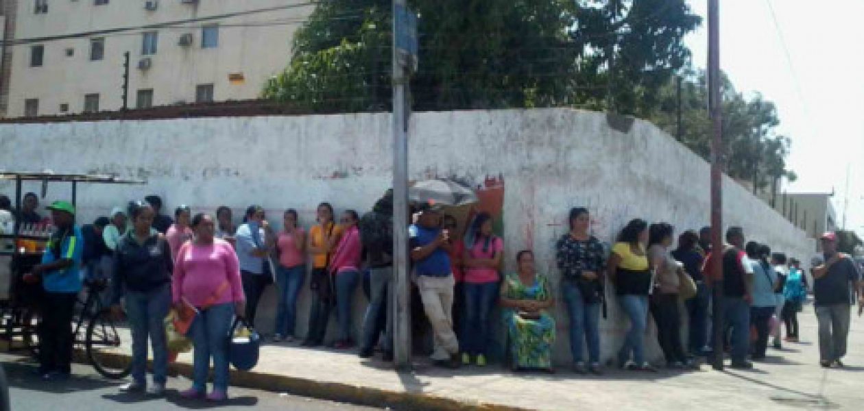 Escasez en Venezuela “Alguien debe recordarle a Maduro que no hay comida”