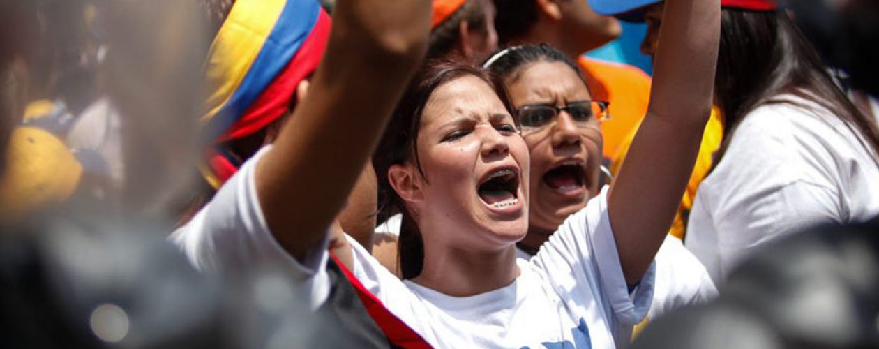 Estudiantes venezolanos hablan sobre su realidad a tres meses de protesta