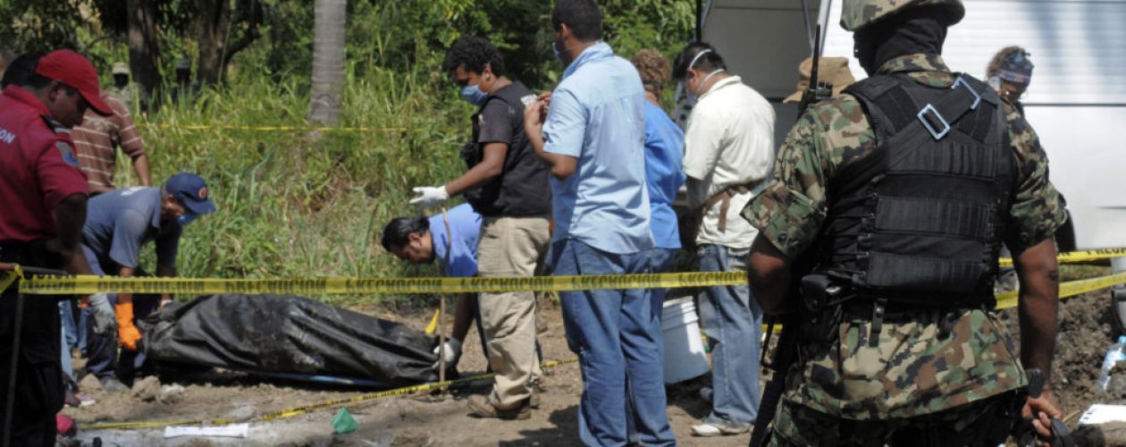 Encuentran 33 cadáveres en cuatro fosas clandestinas del estado mexicano de Nayarit