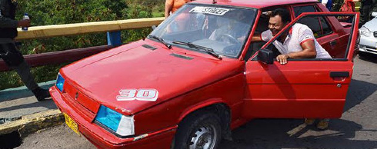 Por la frontera colombo venezolana pasaron unos 400 vehículos varados