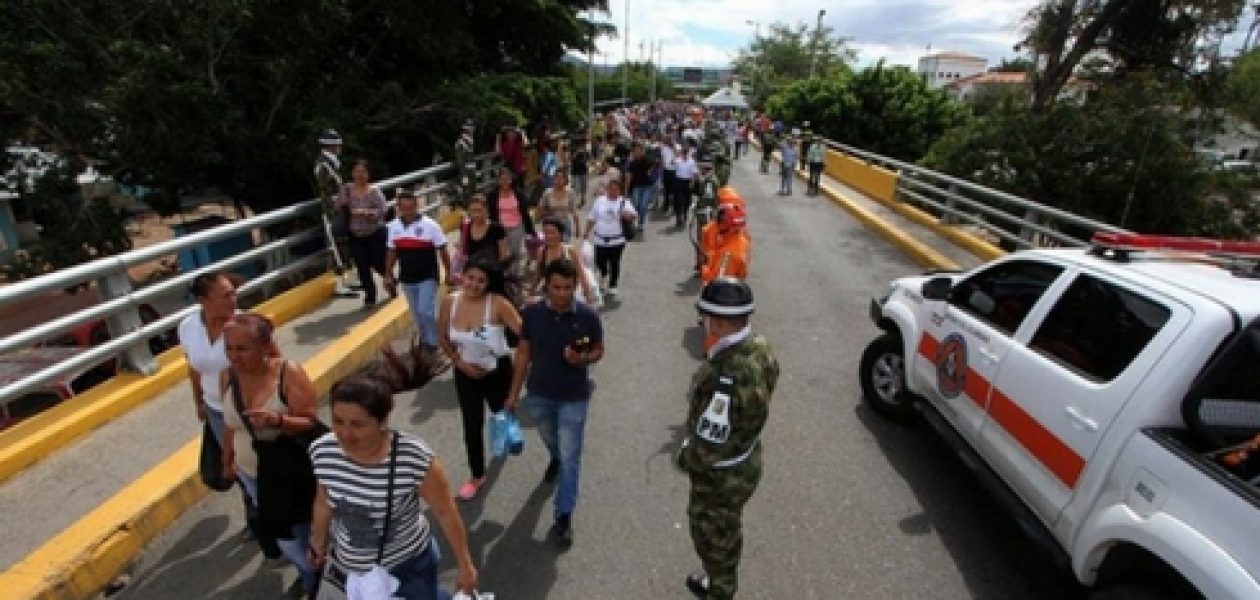 Así cruzaron la frontera colombo-venezolana en busca de comida
