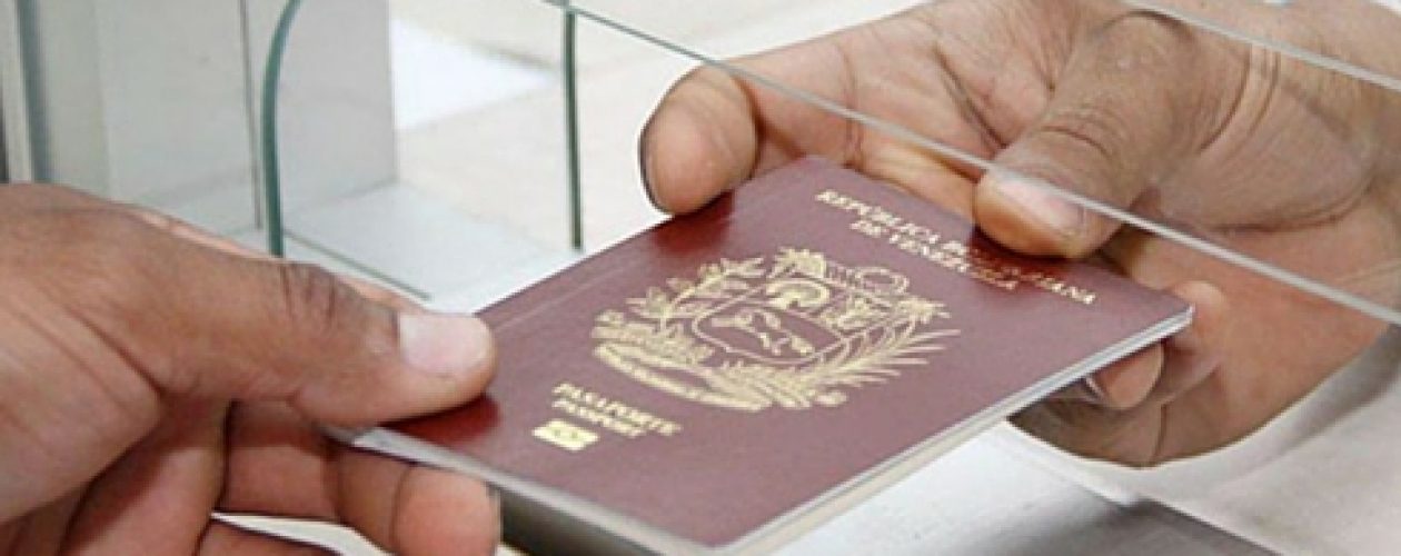 Venezolanos en el exterior no podrán usar otros pasaportes para entrar al país