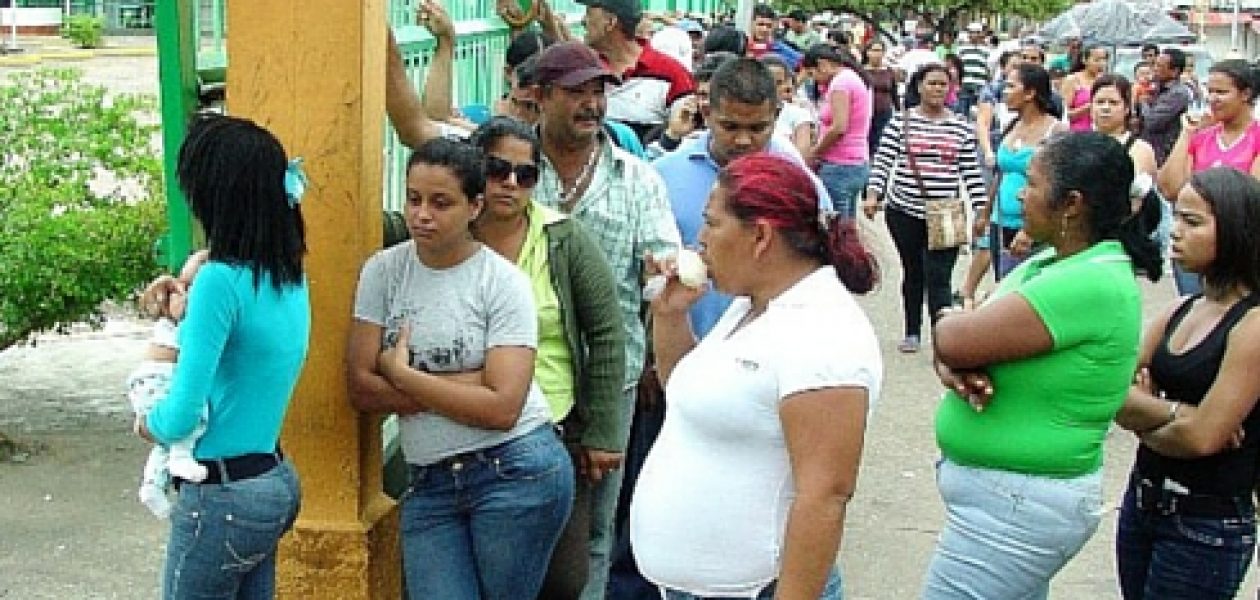 En Guayana se organizan  para combatir la escasez