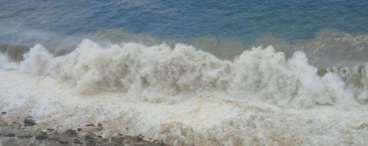 Huracán Matthew enciende alerta en costas venezolanas