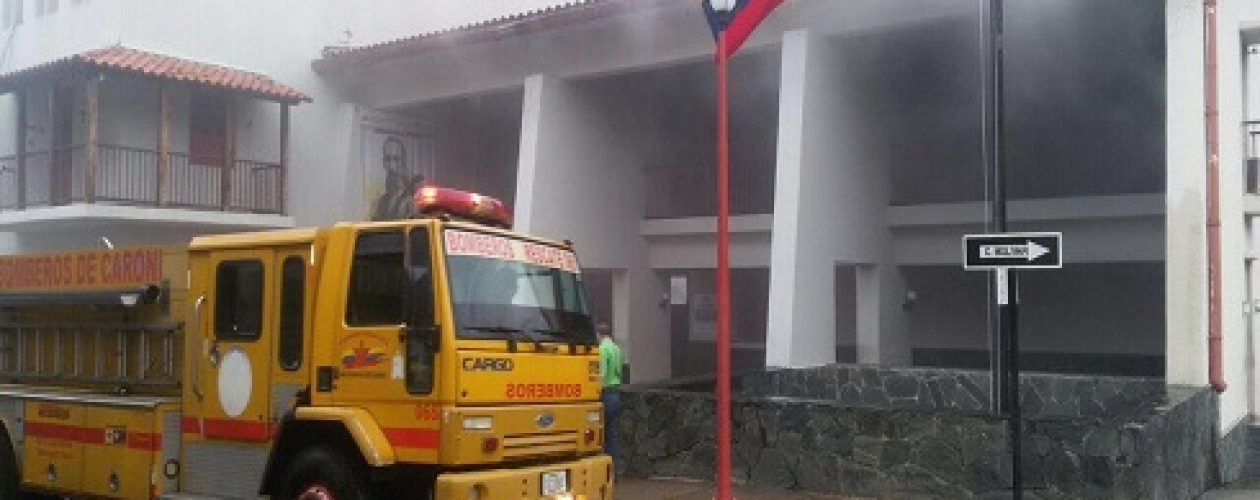 Incendio en la Alcaldía de Caroní consume dos oficinas