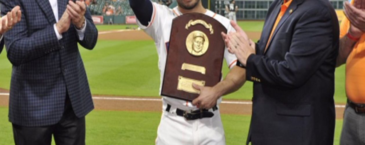 José Altuve gana el Lou Gehrig Memorial Award