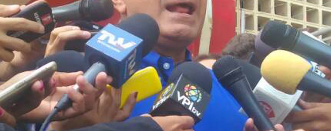 Juan Carlos Fernández y Manuel Rosales llaman a votar