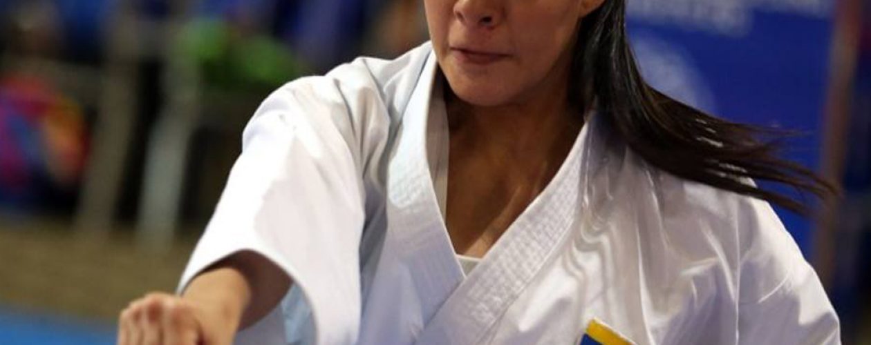 Karateca Andrea Armada recolectó fondos para participar en torneos internacionales