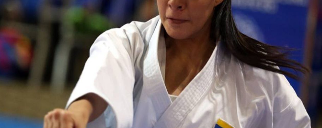 Karateca Andrea Armada recolectó fondos para participar en torneos internacionales