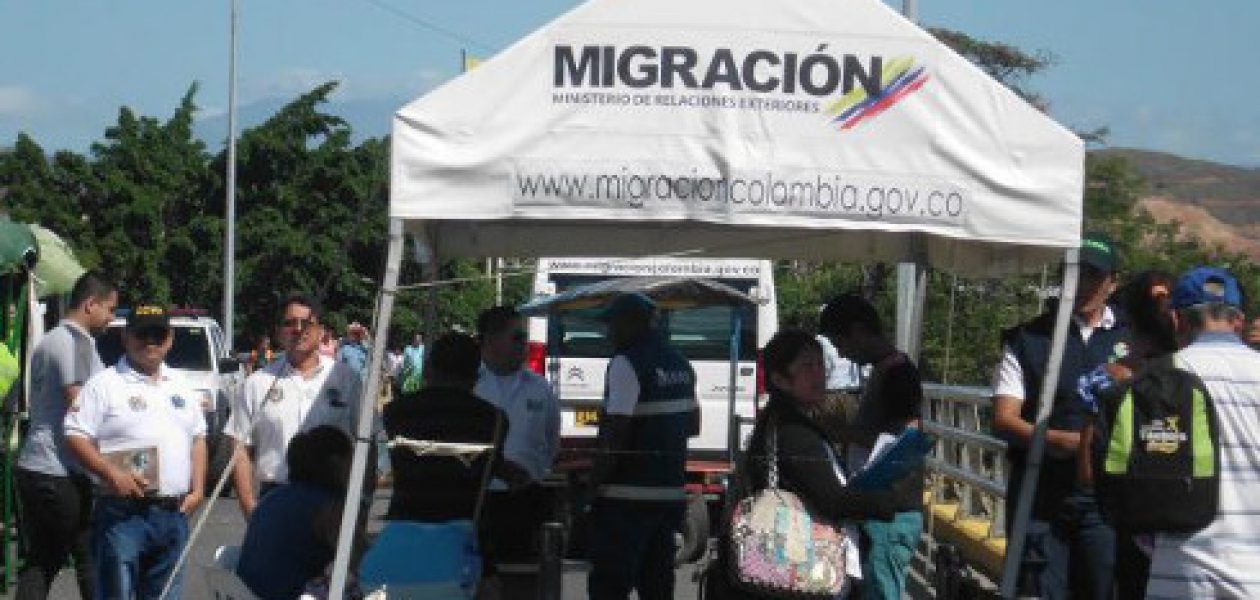 Más trabas en la frontera para los venezolanos que desean comprar medicamentos