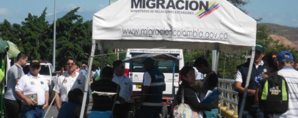 Más trabas en la frontera para los venezolanos que desean comprar medicamentos