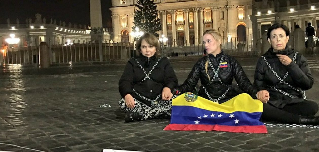 Levanta protesta Lilian Tintori en el Vaticano