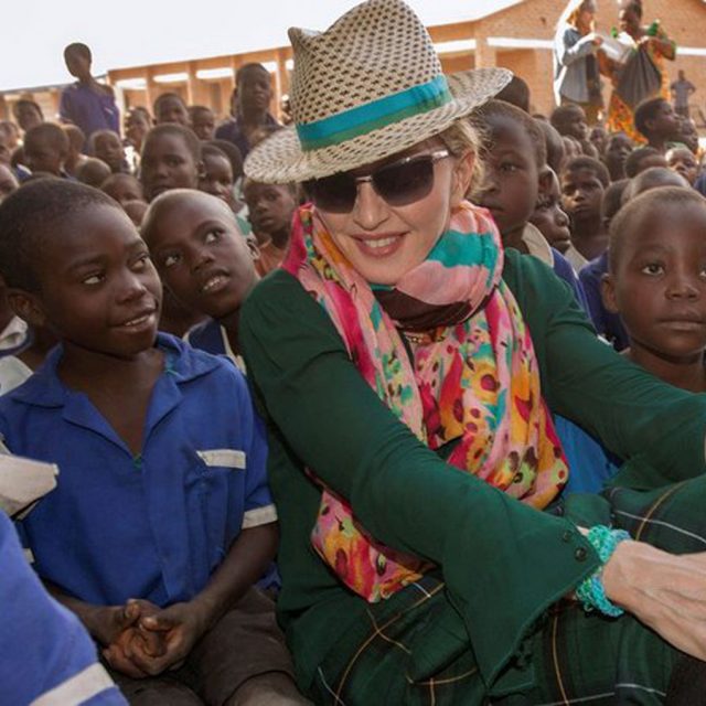 Madonna inaugura primer hospital pediátrico en Malauí