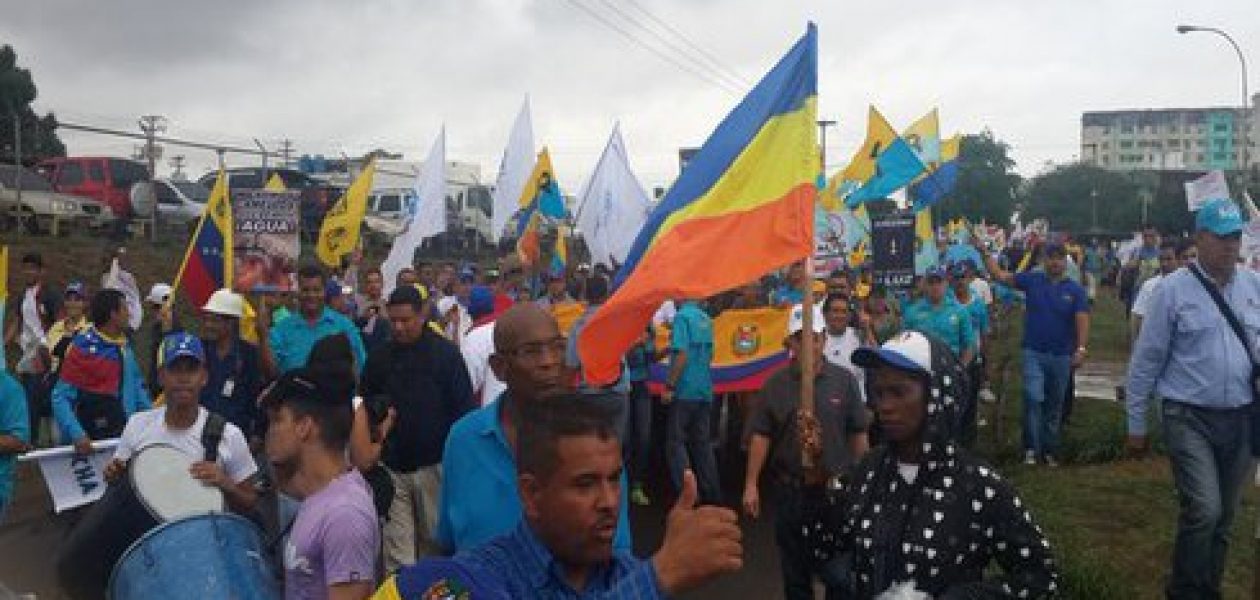 Anuncios para el 1 de mayo son de bajas expectativas para los trabajadores