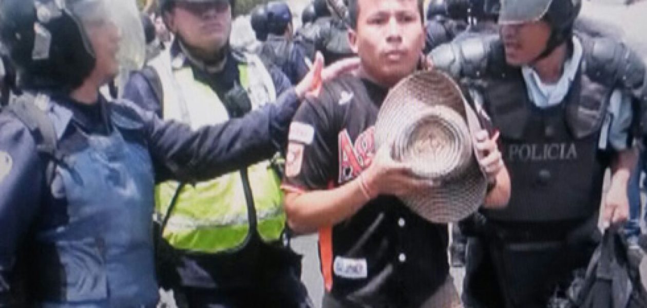 En la marcha al CNE en Zulia la policía agredió a concejal de Maracaibo