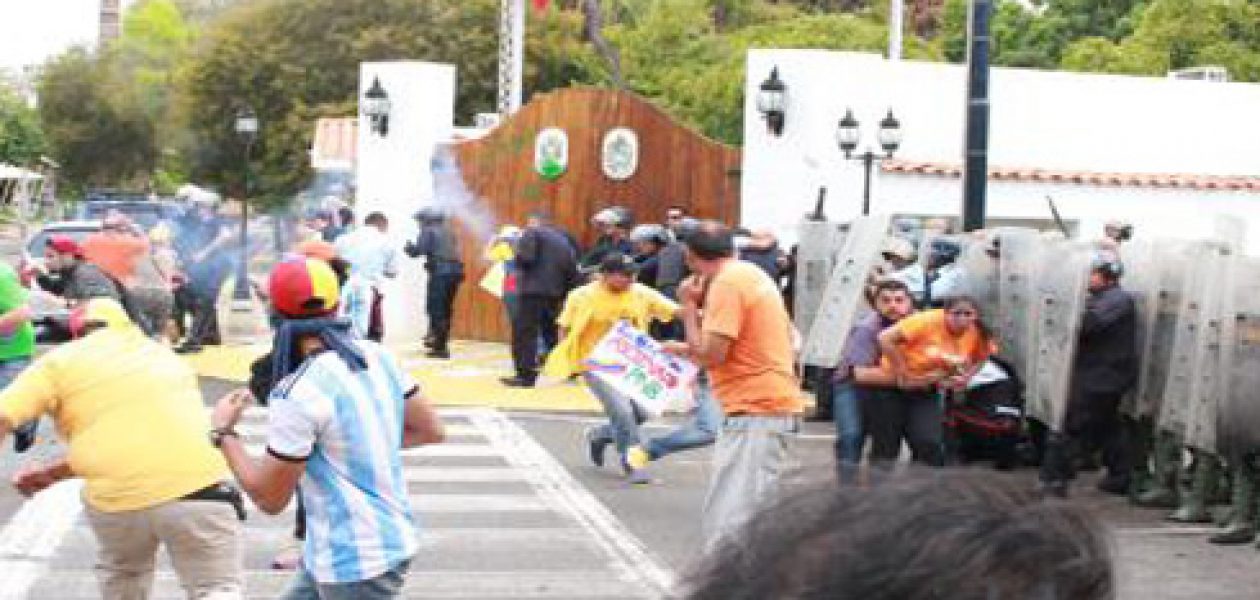 Marcha del 10 de abril en Maracaibo termina en represión