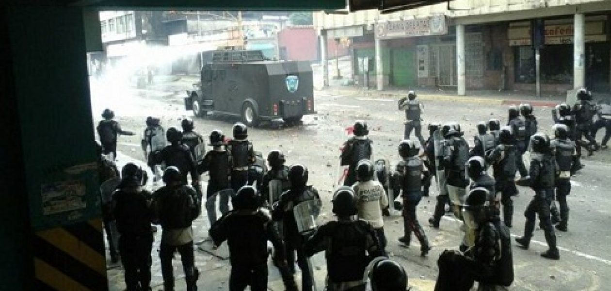 Marcha en San Cristóbal fue brutalmente reprimida