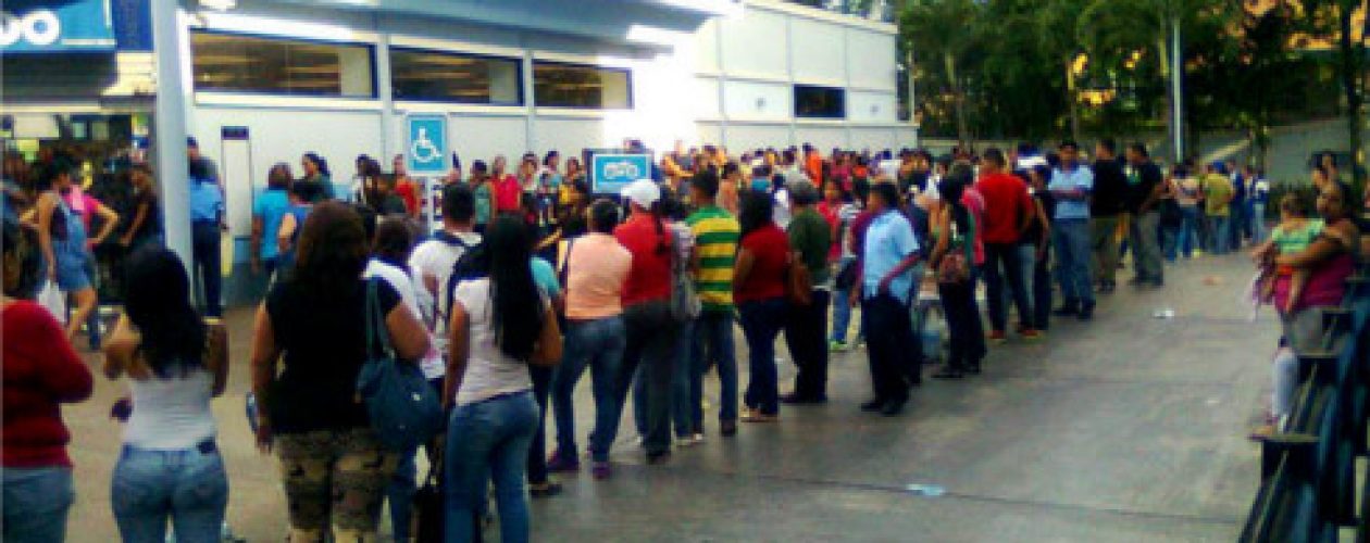 Medidas económicas generan poco entusiasmo entre venezolanos de a pie