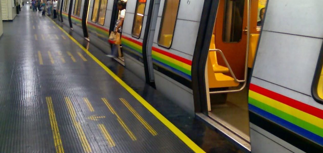 Hombre que ingresó a la vía férrea del Metro de Caracas fue presentado ante el MP