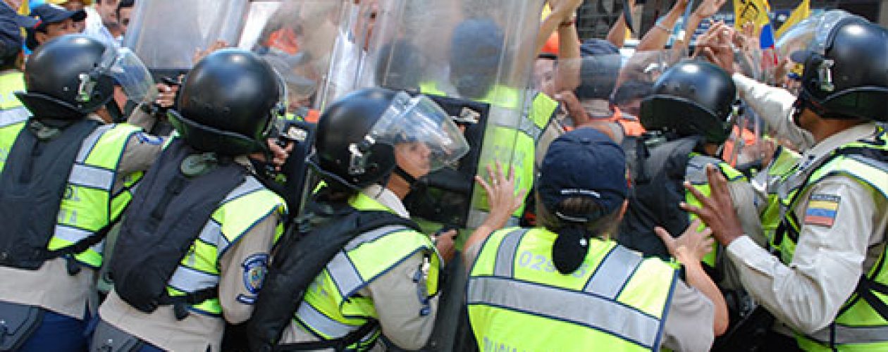 Manifestantes fueron reprimidos en varios estados del país