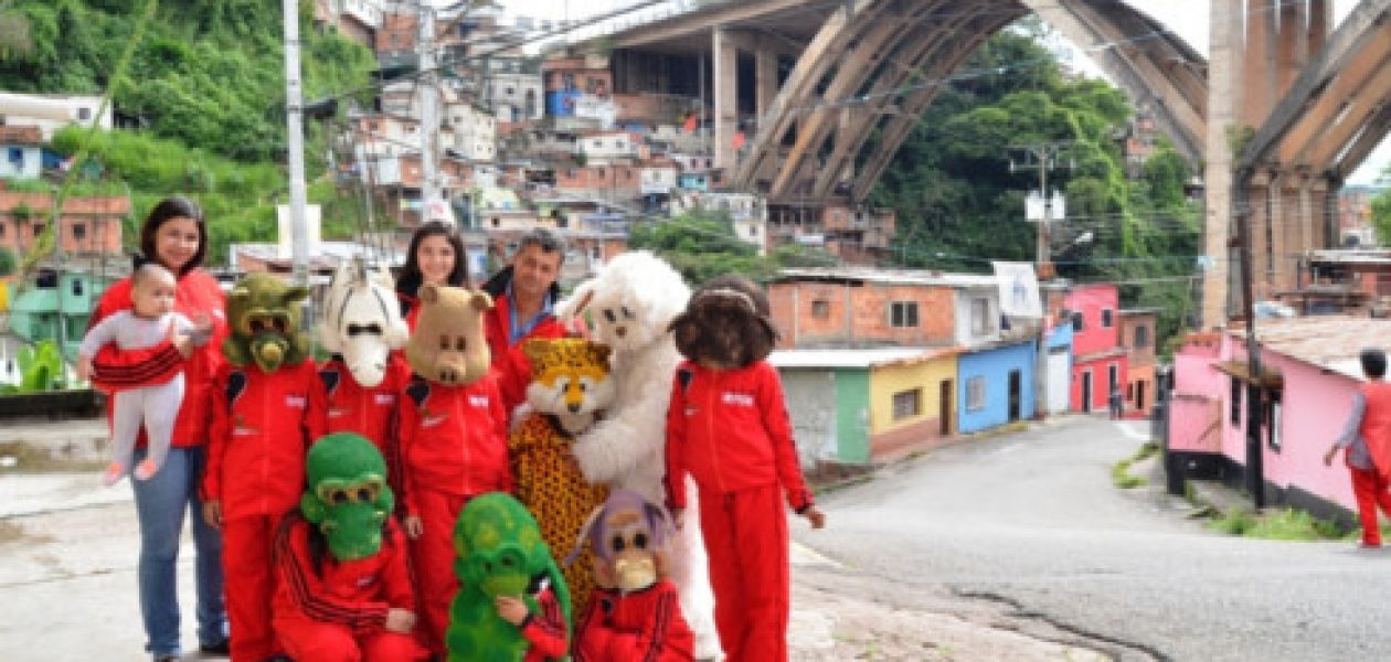 “El Puentecito”  le pelea los niños al delito