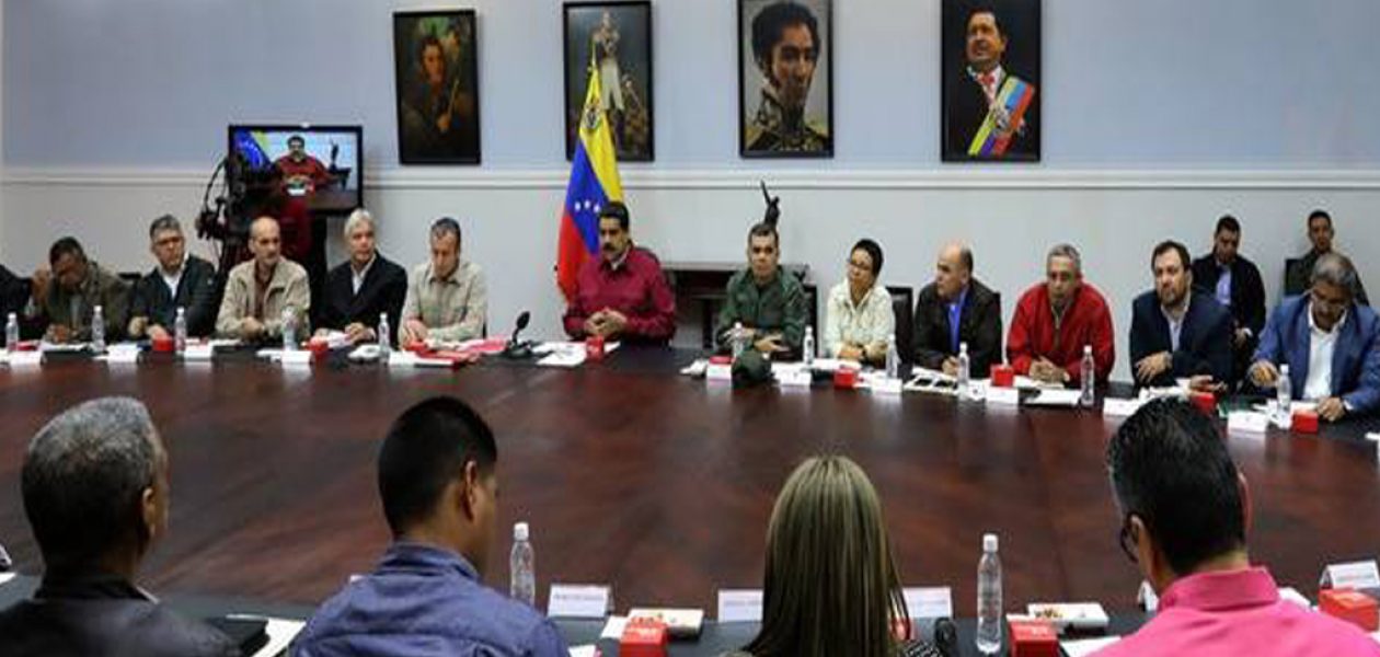 Maduro designa nuevos ministros en su gabinete