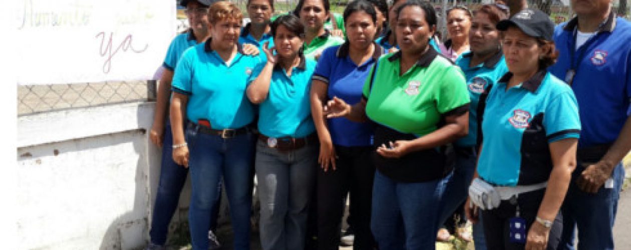 Maestros de Guayana se suman al paro y exigen contrato colectivo