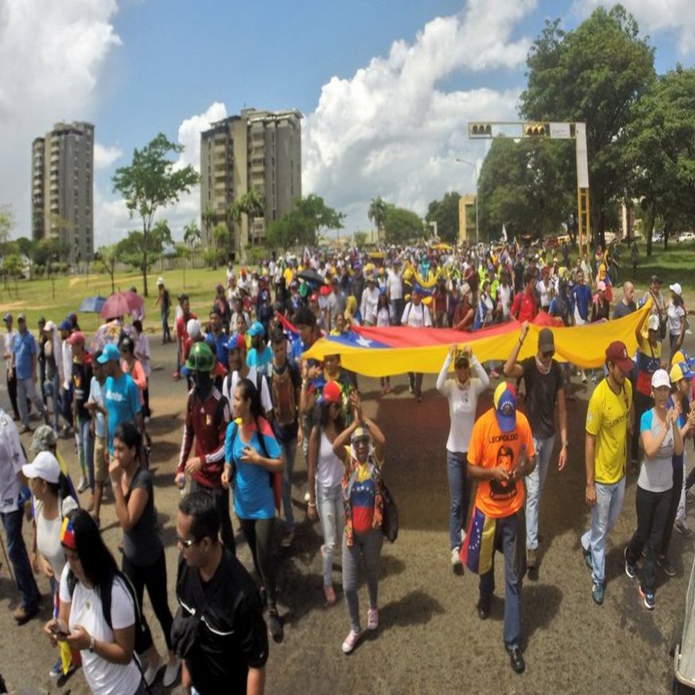 ¿Venezolanos participarán en plebiscito del 16 de julio?