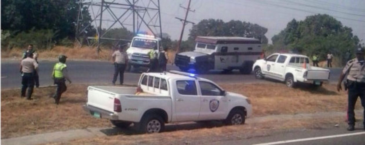 A tiros persiguió la Policía Nacional Bolivariana a transporte de valores
