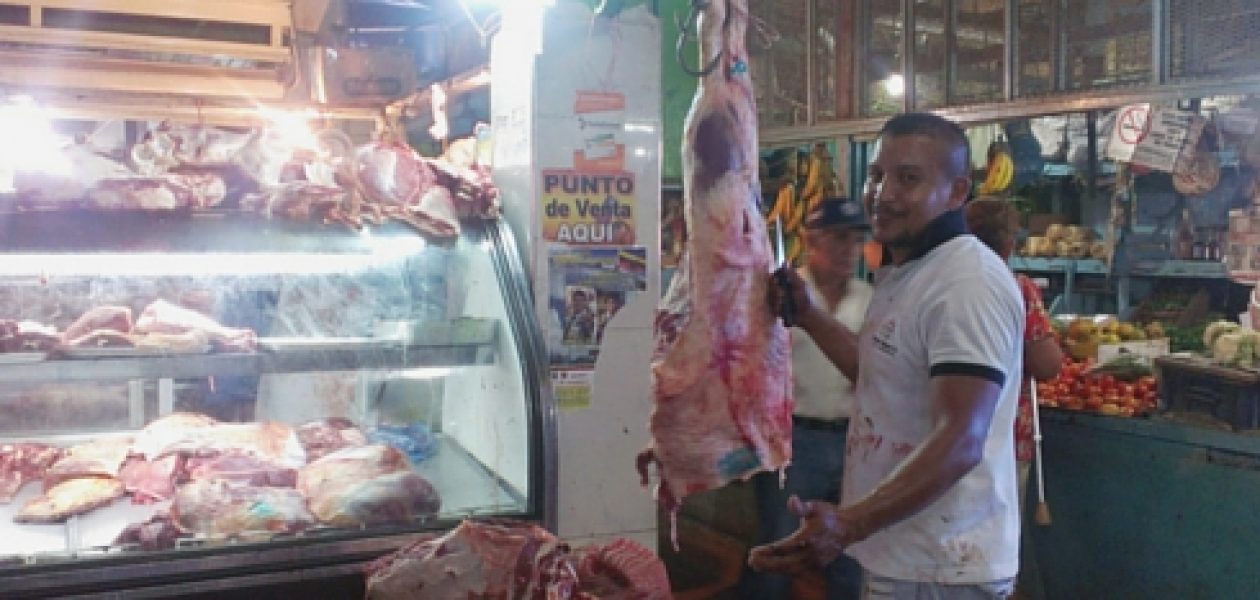 Por alza del precio de la carne el sector reporta abrupta caída