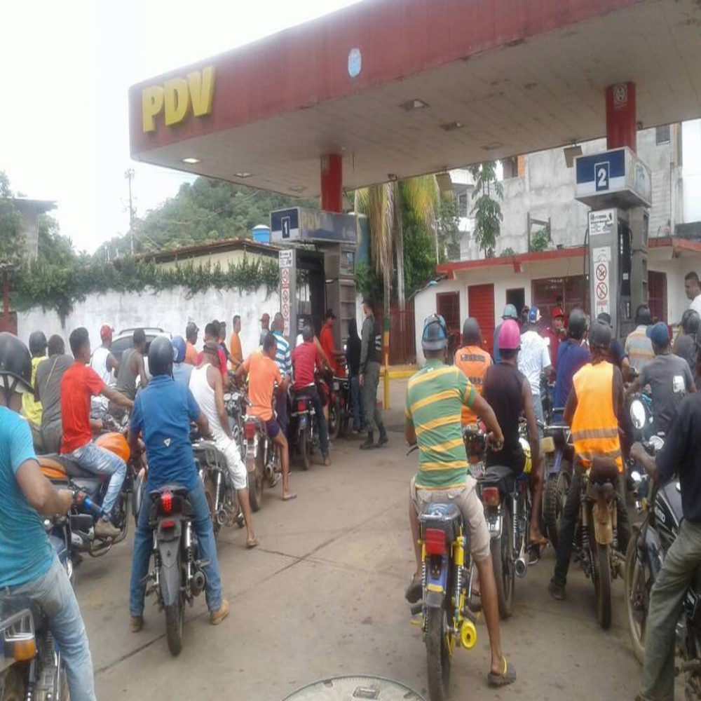 Aprovechan escasez para aumentar precio de la gasolina al sur de Bolívar