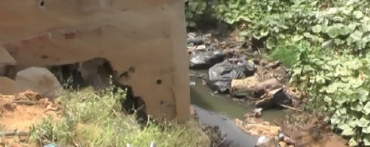 “Presos en sus casas” así viven los habitantes de Monte de Sinaí