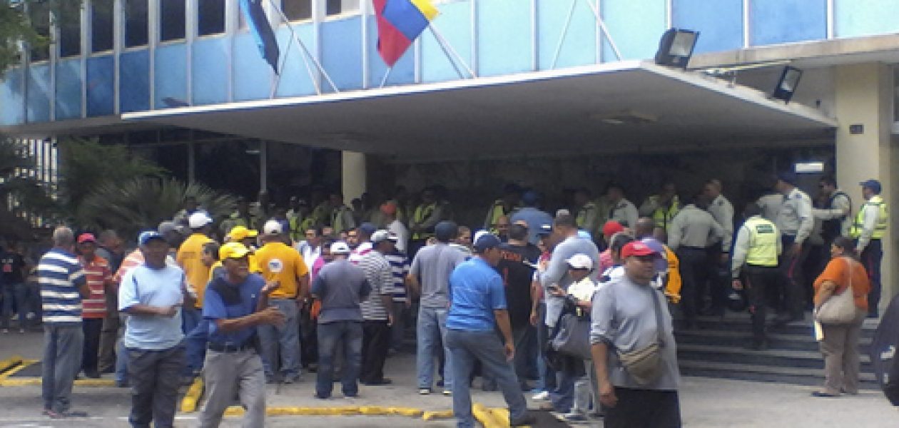 A la protesta en Cumaná se sumó otra en Maracaibo