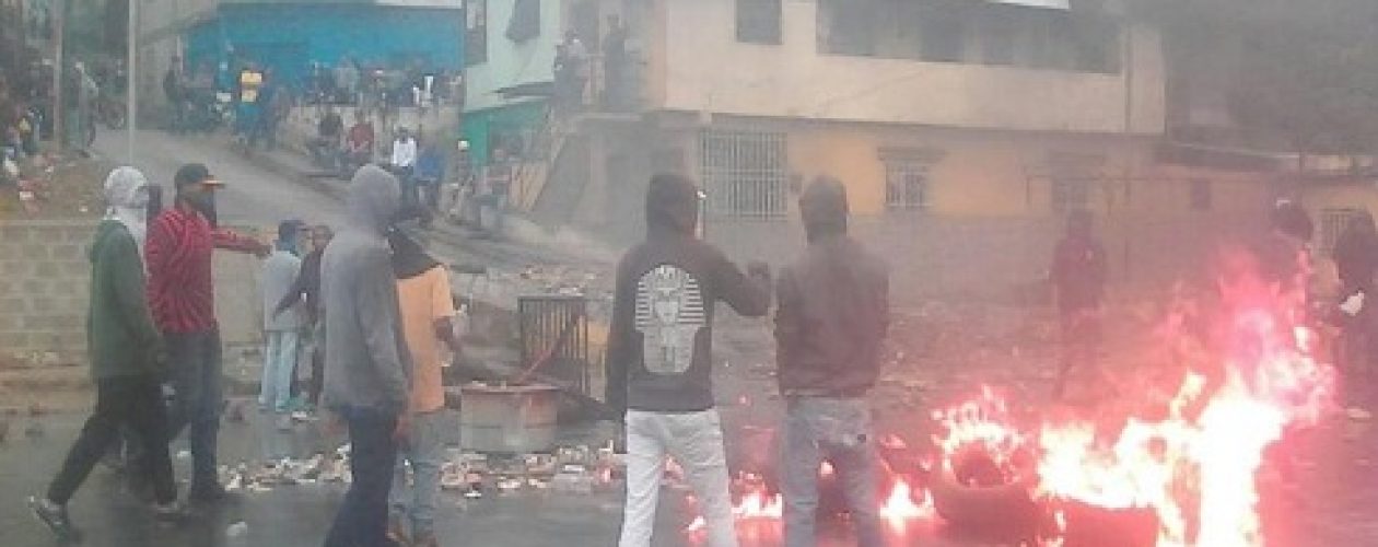 Protesta en Los Teques fue reprimida por la Guardia Nacional